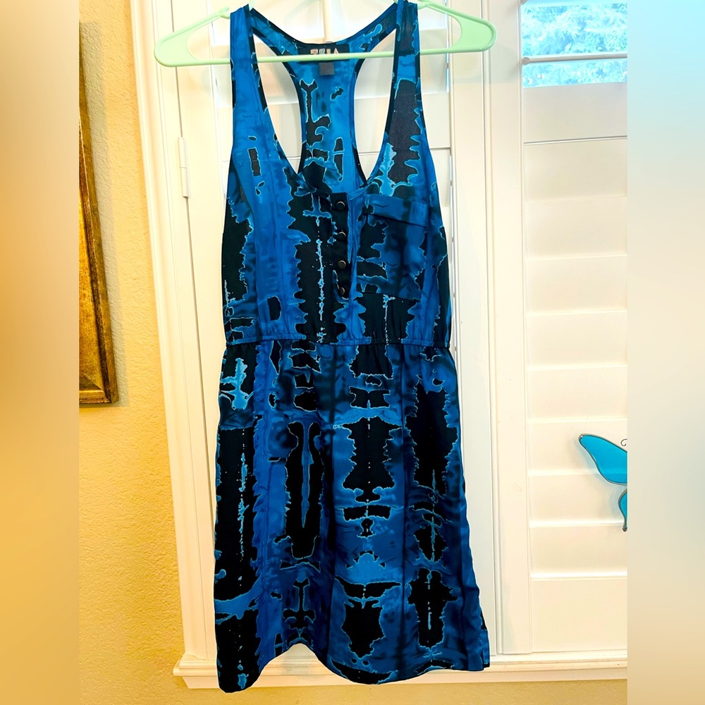 TELA Black and Blue Print Dress in Small